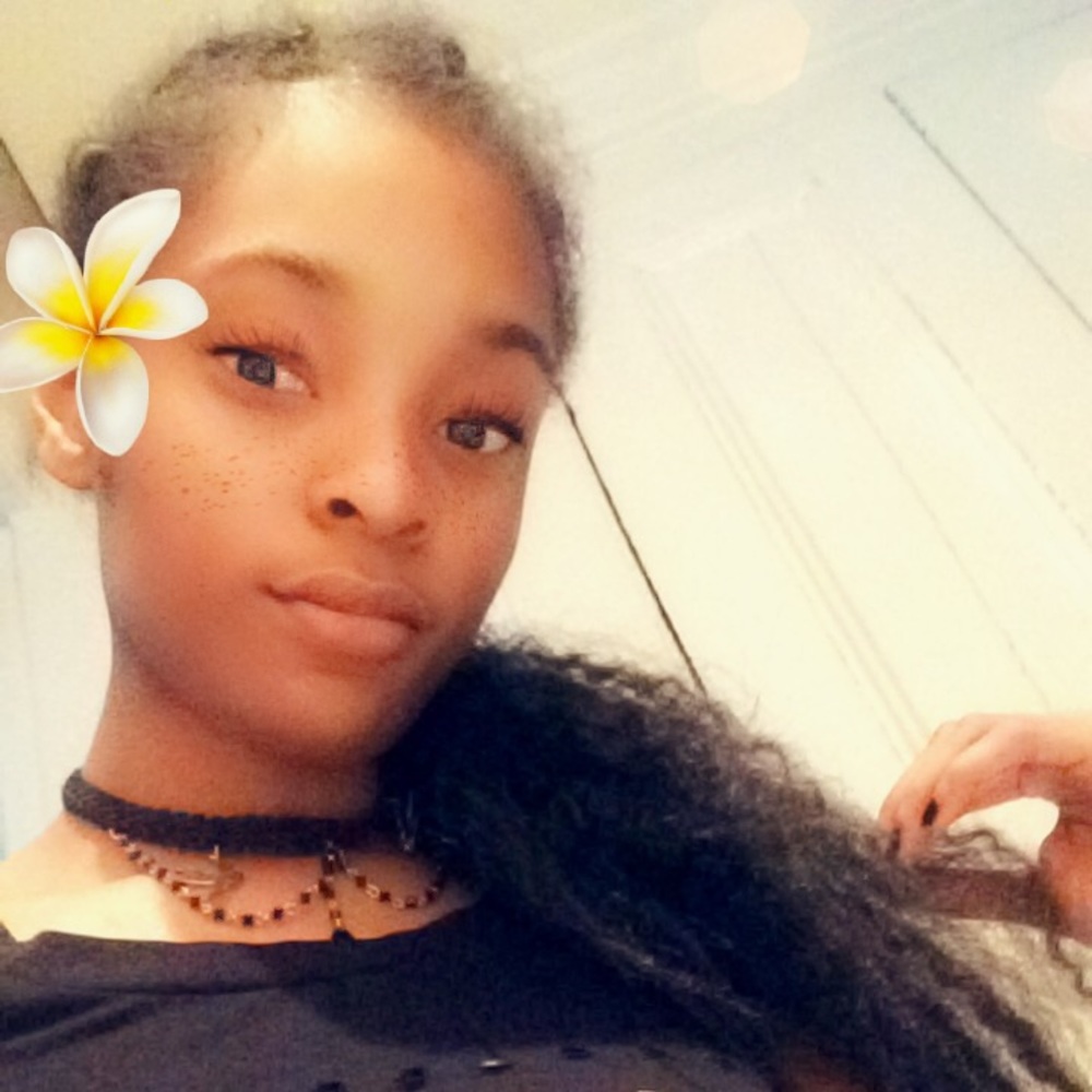 Meet your Posher, Destiny